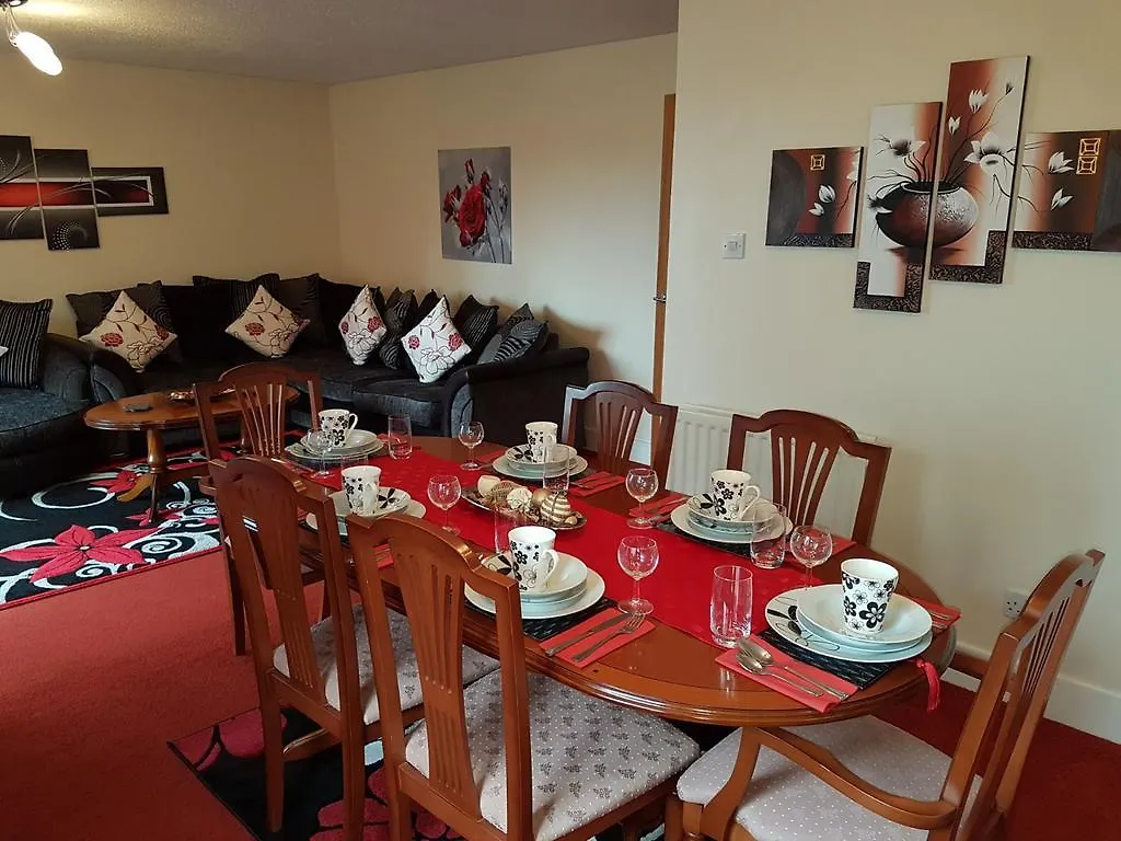 Edinburgh City Deluxe Apartment
