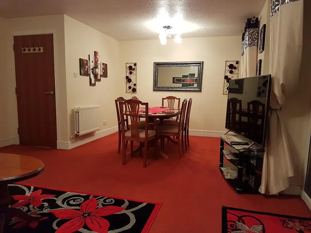 Edinburgh City Deluxe Apartment