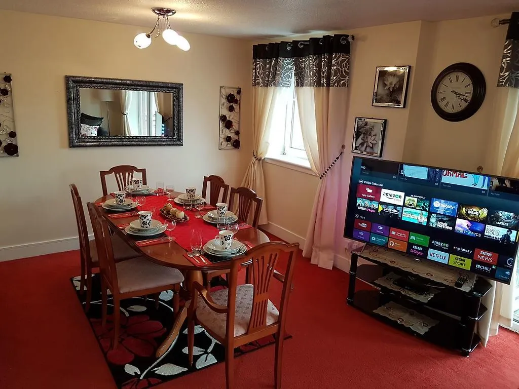 Edinburgh City Deluxe Apartment