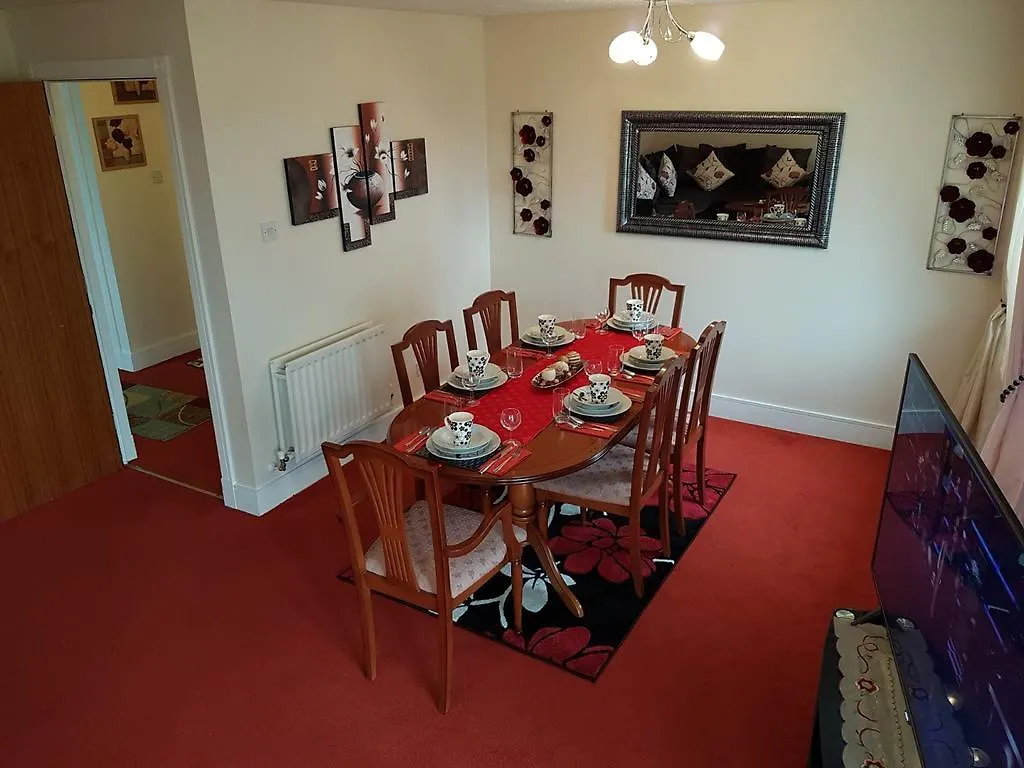 Edinburgh City Deluxe Apartment