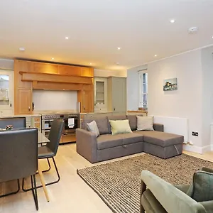 Joivy Modern And Airy Flat On The Historic Royal Mile Apartamento
