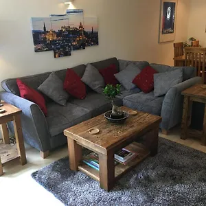 Holyrood Park Apartamento