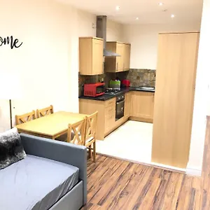  Apartamento Greater Holiday Let @ Hanwell Reino Unido