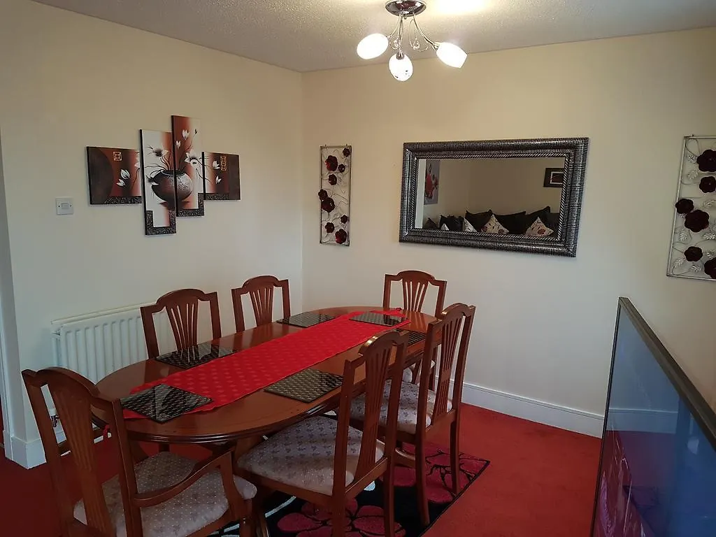 Edinburgh City Deluxe Apartment