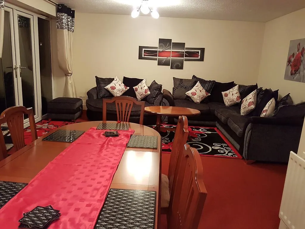 Edinburgh City Deluxe Apartment