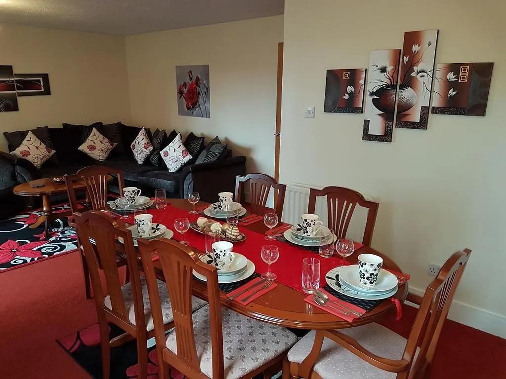 Edinburgh City Deluxe Apartment
