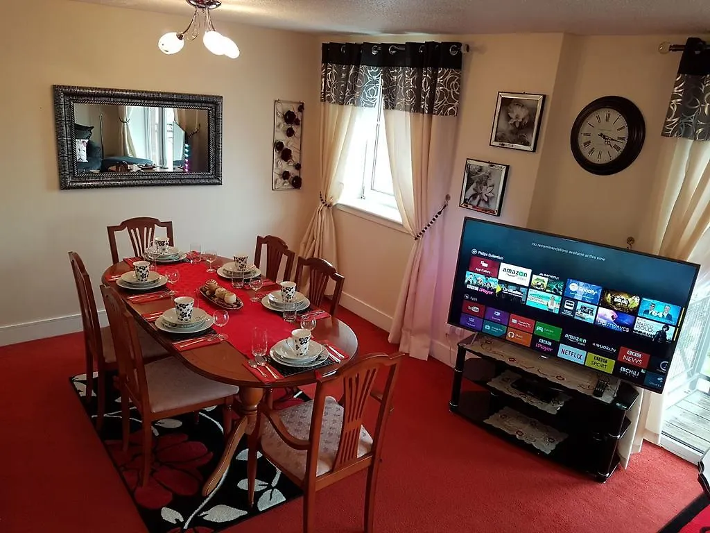 Edinburgh City Deluxe Apartment 0*,
